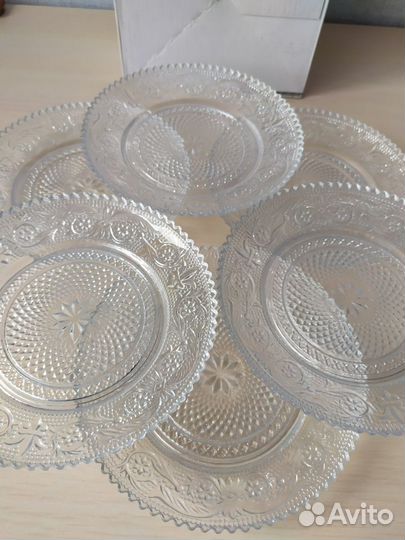 Посуда из керамики, стекла, фарфора, металла