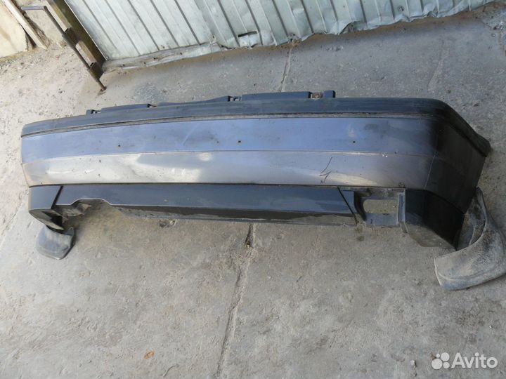 Бампер задний для Volkswagen Golf 3