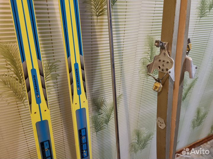 Лыжи, крепления б/у 2 пары