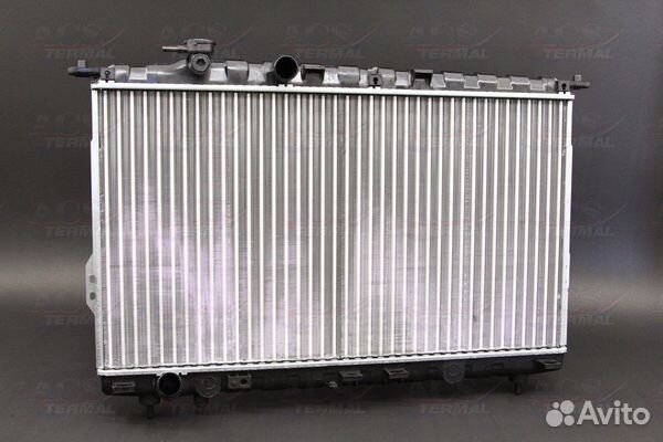 Радиатор охлаждения Хендай Соната 2.0-2.7 98-11 MT