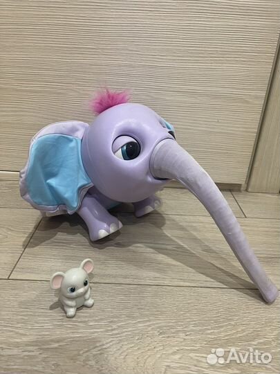 Интерактивный слонёнок