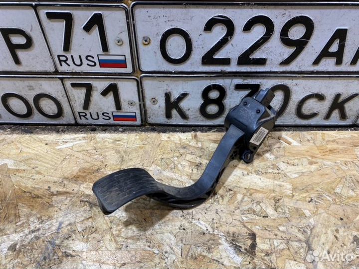 Педаль газа Citroen Berlingo B9 1.6 2014