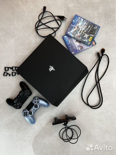 Sony PS4 pro 1tb