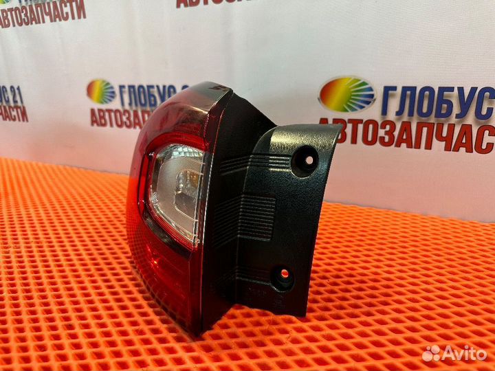 Фонарь левый наружный Рено Каптюр Kaptur