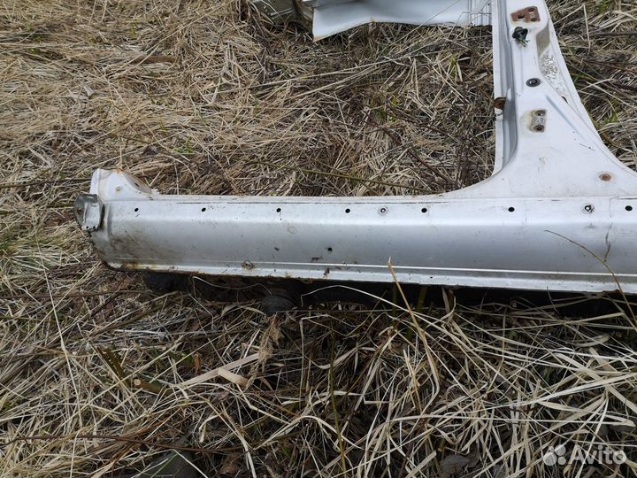 Порог со стойкой правый сузуки гранд витара XL7