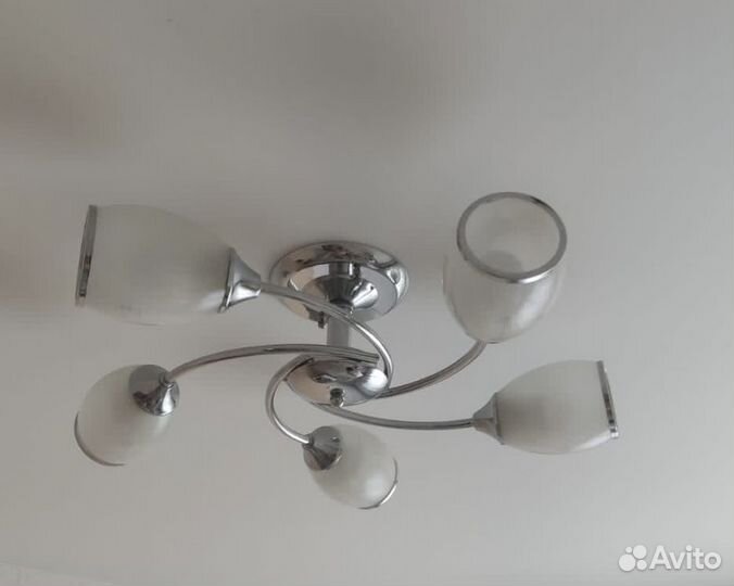 Люстра потолочная