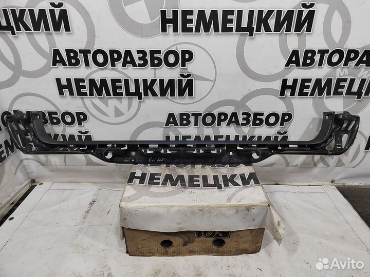 Крепление заднего бампера BMW E61