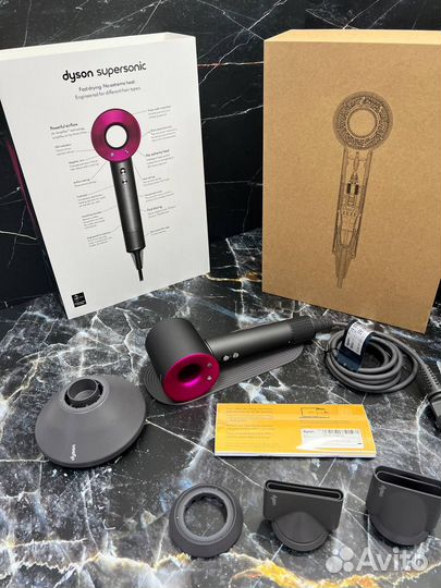 Фен Dyson Supersonic HD03