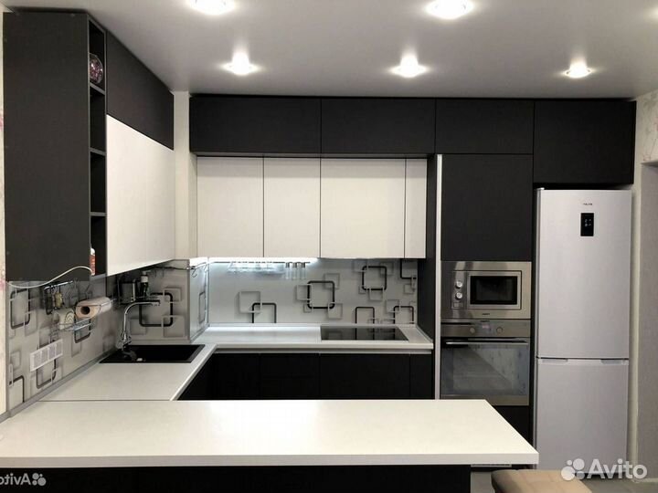 Кухонный гарнитур 