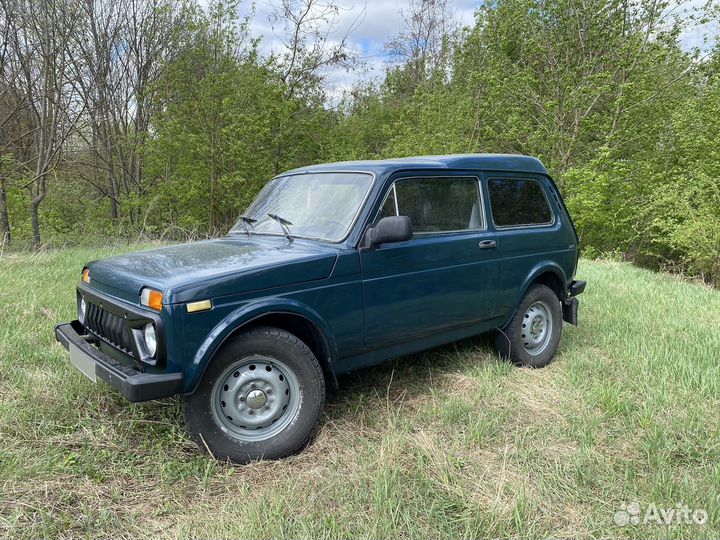 LADA 4x4 (Нива) 1.7 МТ, 2000, 200 000 км