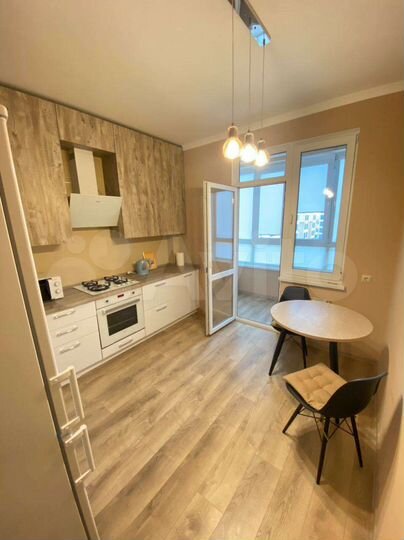 1-к. квартира, 38 м², 8/9 эт.