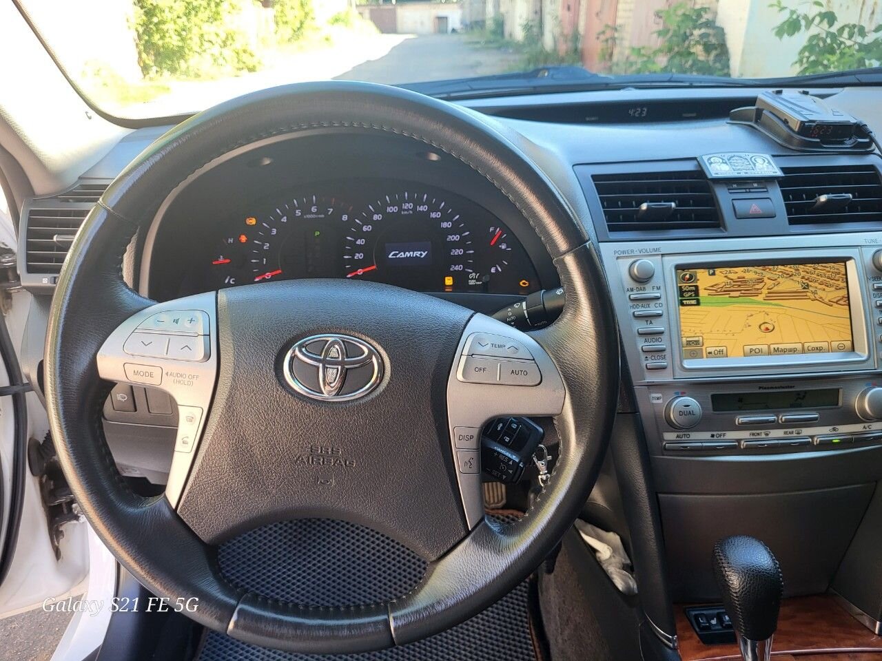 Toyota Camry: фото владельца