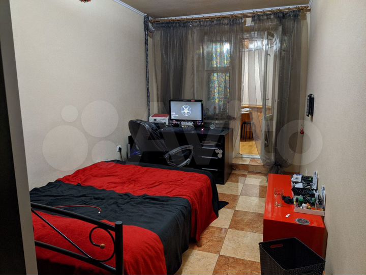 3-к. квартира, 69 м², 1/10 эт.