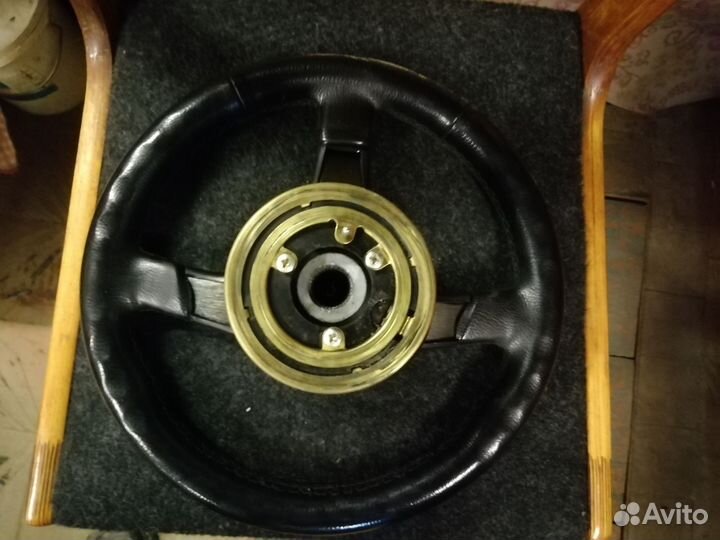 Спортивный руль, стоял на ваз 2114