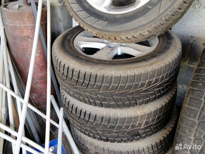 Колеса в сборе r17 зимние 225 /65/17
