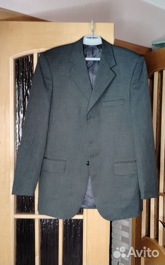 Костюм мужской классический р. 46