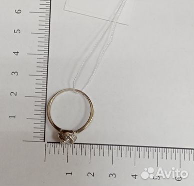 Золотое кольцо с камнем 17,5р