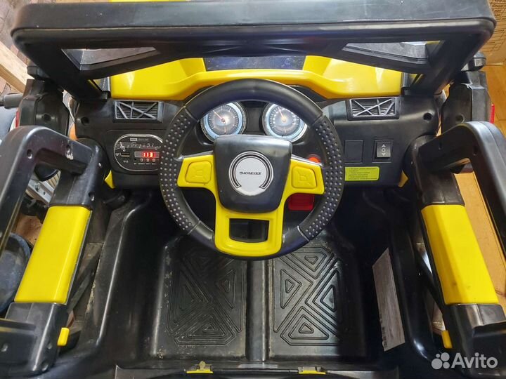 Детский электромобиль jeep