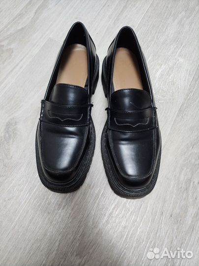 Туфли женские 39 размер