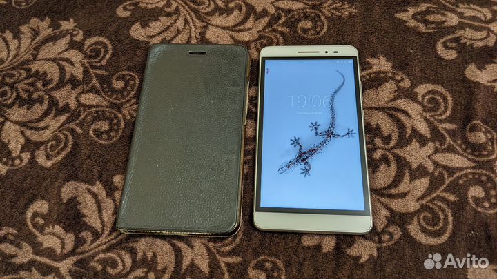Lenovo Phab Plus, 2/32 ГБ