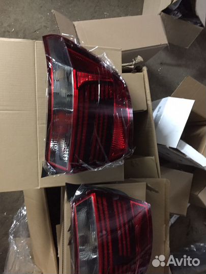 Задние Фонари VW Polo sedan Рестайлинг