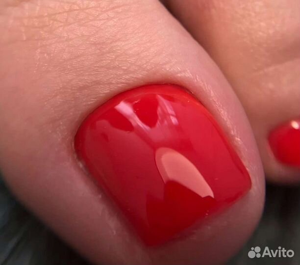 Маникюр педикюр