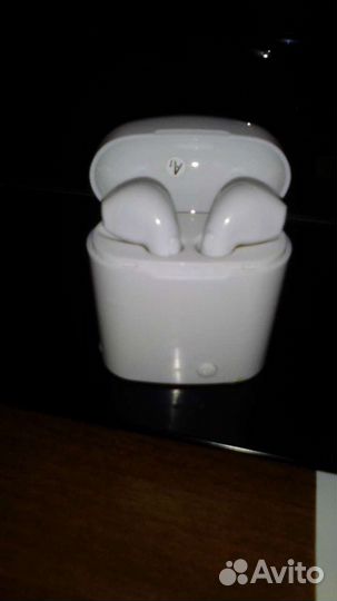 Беспроводные наушники