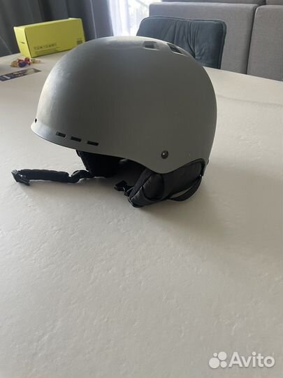 Горнолыжный шлем smith holt