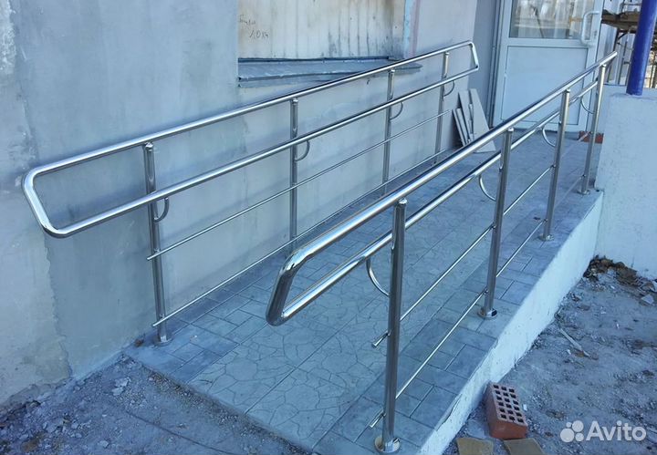 Пандус из нержавеющей стали, Пандусы для инвалидов