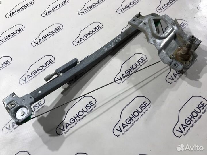 Стеклоподъемник задний правый Audi 80 B3 89 1990