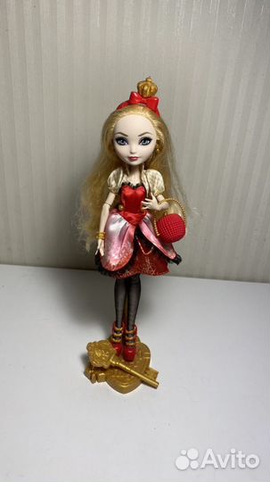 Кукла Эвер Афтер Хай Эппл Вайт