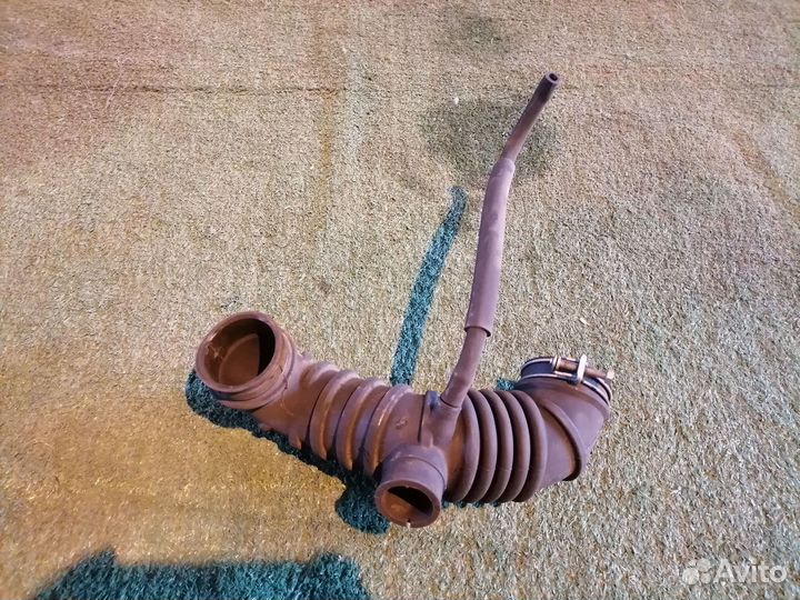 Патрубок воздушного фильтра 4A91 1505A235 Mitsubis