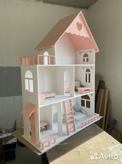 Кукольный домик