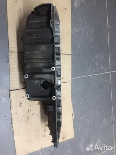 Масленный поддон двигатель Бмв х5 дизель