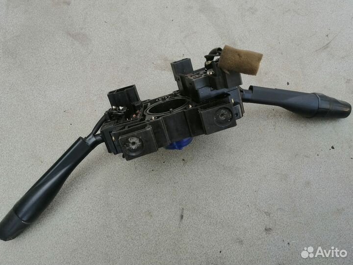 Переключатель подрулевой для Nissan Maxima (A32)