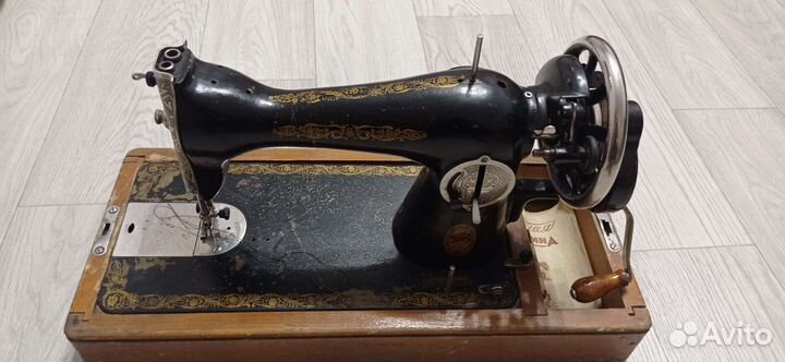 Швейная машинка