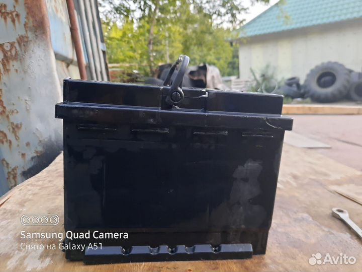 Аккумулятор автомобильный