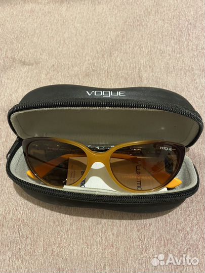 Очки Vogue