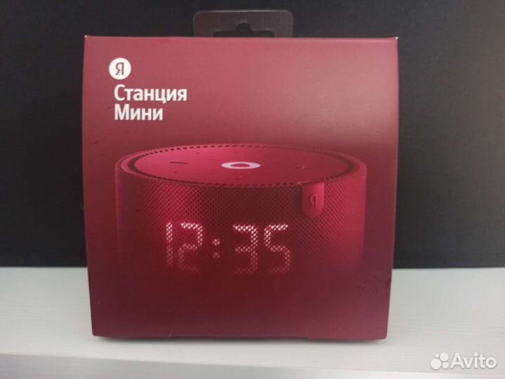 Мини колонка Алиса обновленная с часами