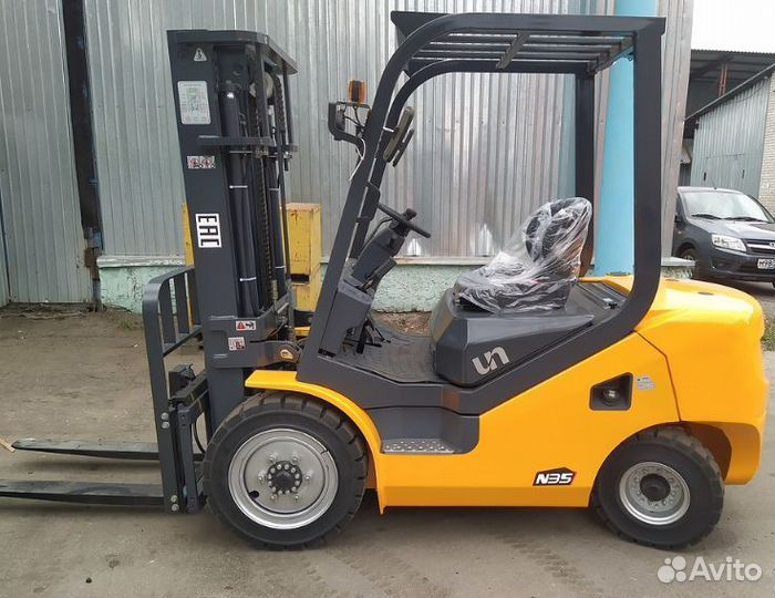 Вилочный погрузчик UN Forklifts FG35, 2023