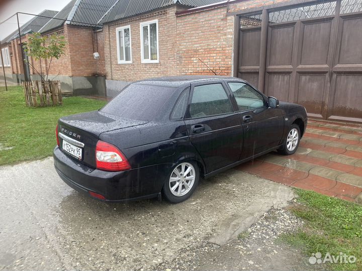 Сиденья на priora