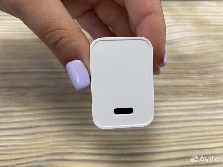Блок питания на Айфон