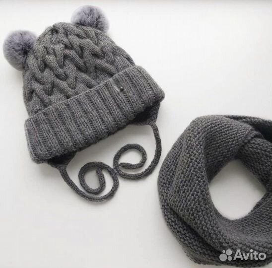 Комплект детская зимняя шапка и снуд