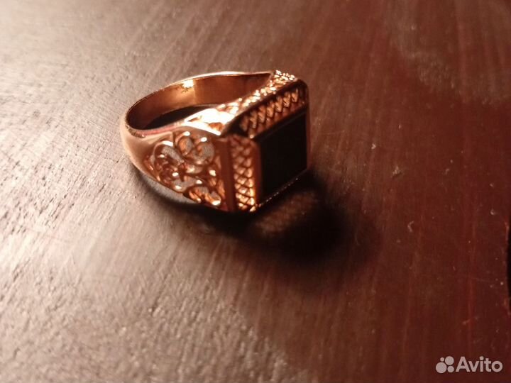 Мужской перстень печатка