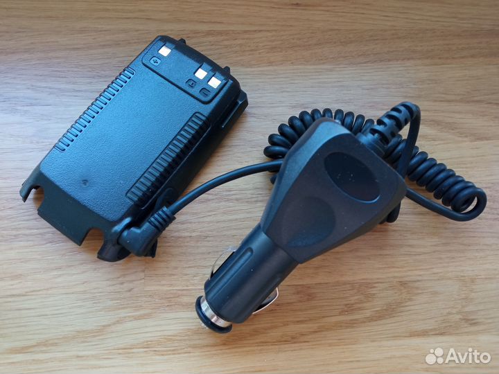 З/у от прикуривателя для kenwood UVF1 turbo