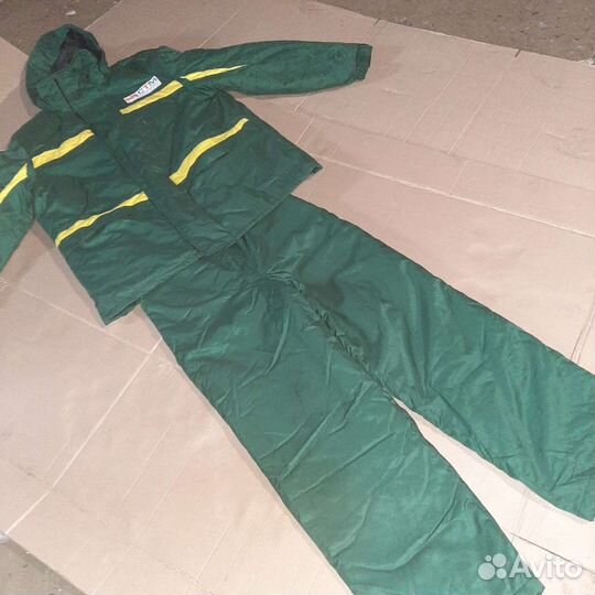 Зимний комбинезон новый