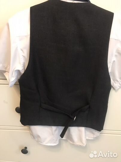 Жилет и рубашка на мальчика