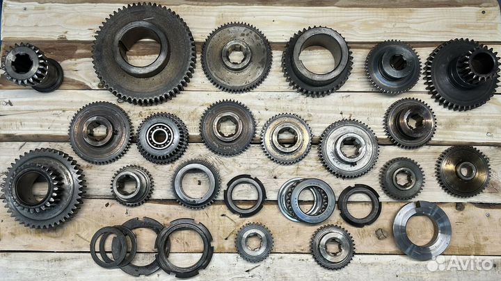 Запчасти на токарный станок 1М61, 16К20