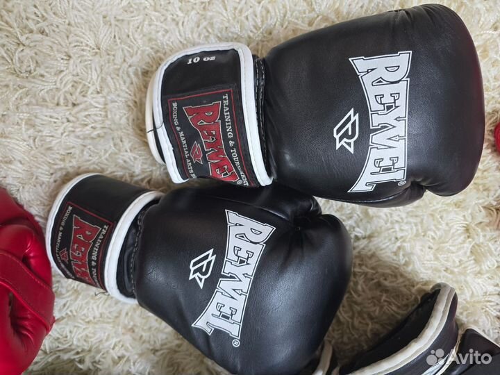 Боксерские перчатки 10 oz и 12 oz