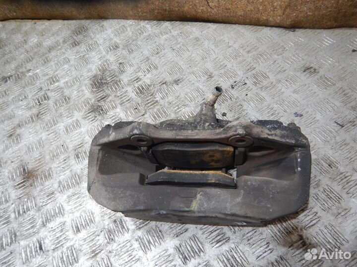 Б/У Б/У Суппорт передний левый, Merсedes-Benz